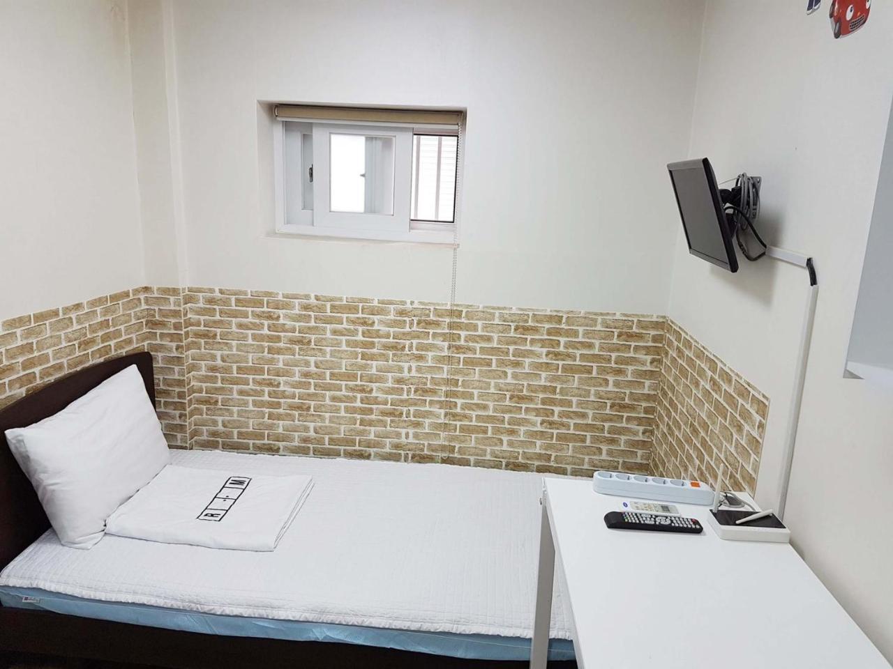 Rooming House Korea Seoul
