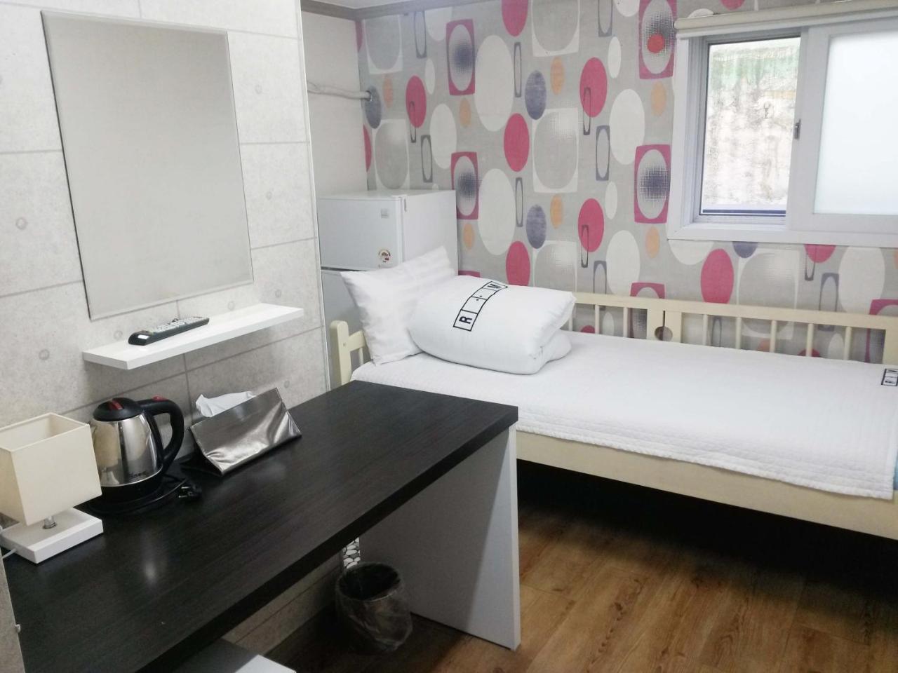 Rooming House Korea Homestay Seoul